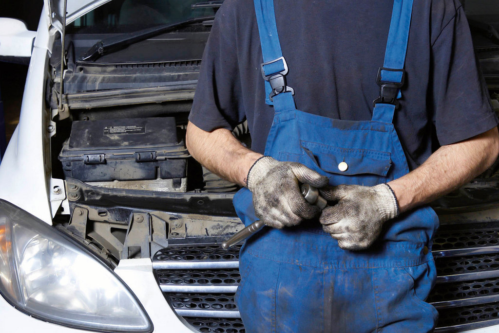 Vehicle maintenance in Allen, Louisiana
