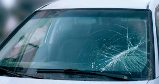 Windshield replacement in Forrest, Mississippi