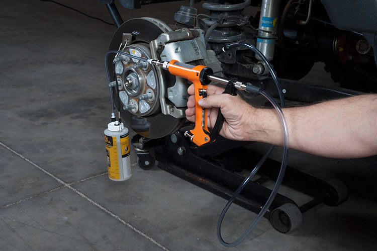 Brake fluid flush in Trumbull, Ohio
