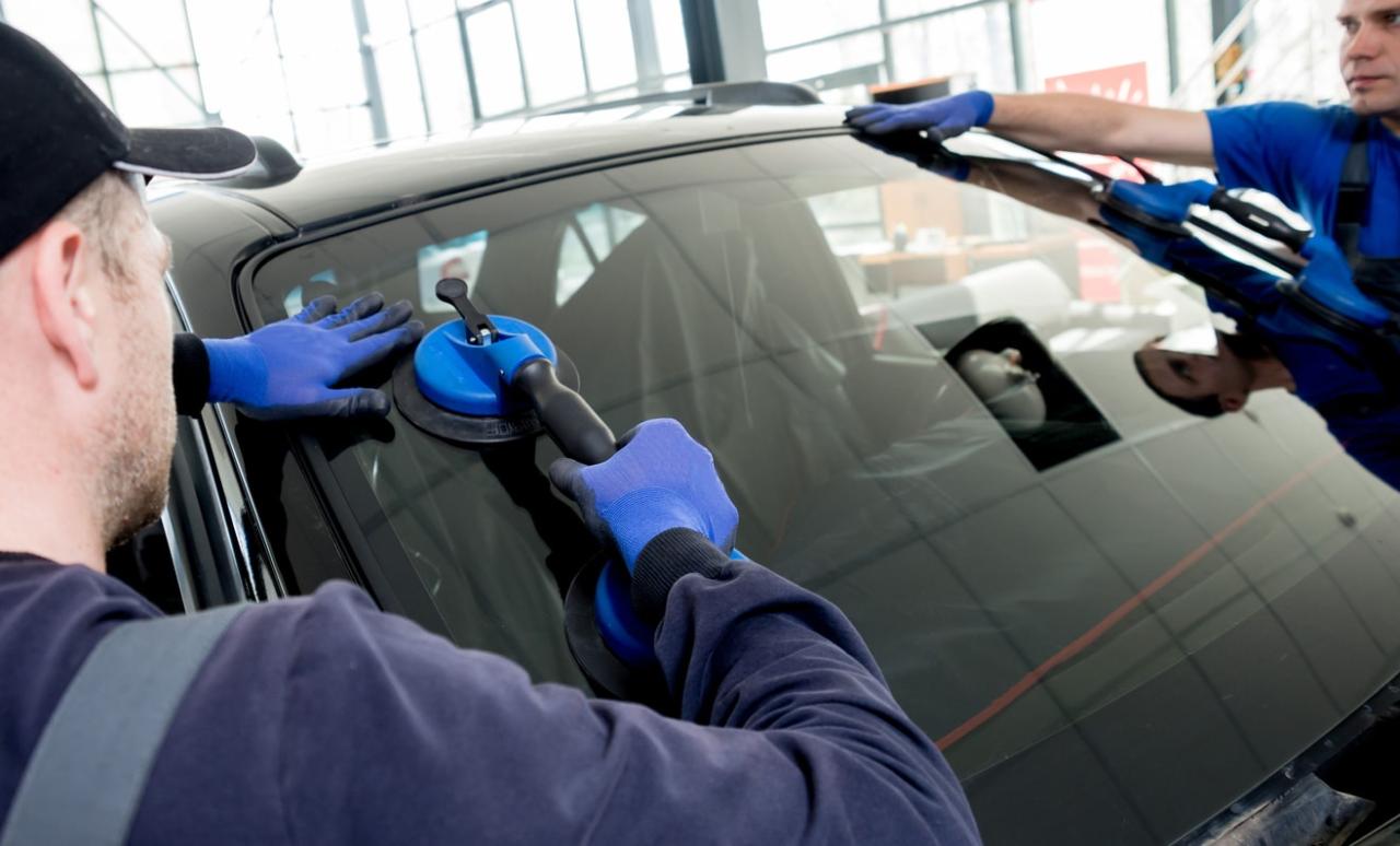 Windshield replacement in Murray, Georgia
