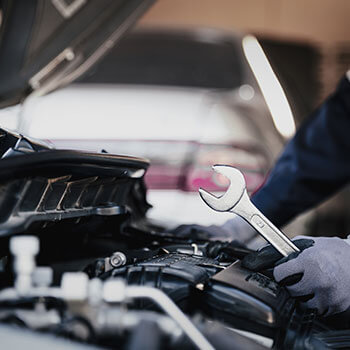 Engine repair in Clark, Kentucky
