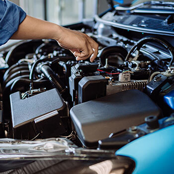 Engine repair in Clinton, Iowa
