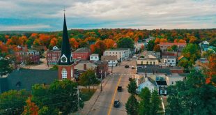 Windshield replacement in Farmington, New Hampshire