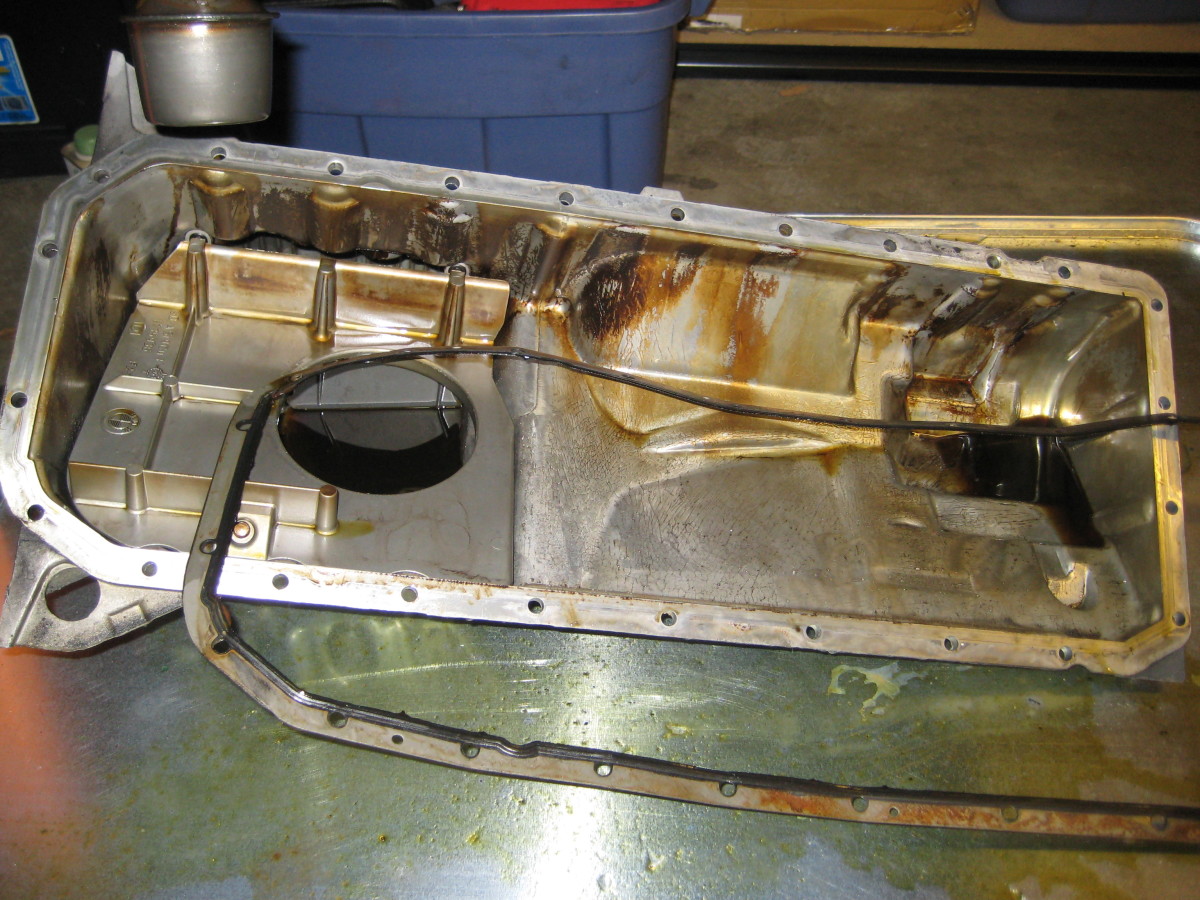 Oil pan gasket replacement in Stanislaus, California
