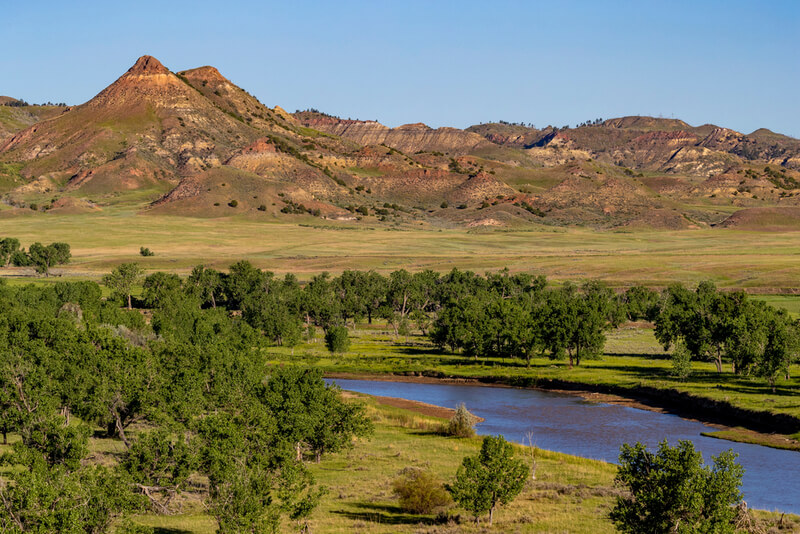 Engine repair in Powder River, Montana
