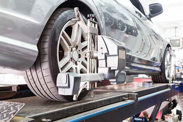 Wheel alignment in Tyrrell, Carolina Utara
